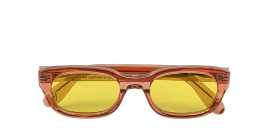 Vista frontale degli occhiali rettangolari modello Berloiz, con montatura marrone e lenti color miele, chiusi
