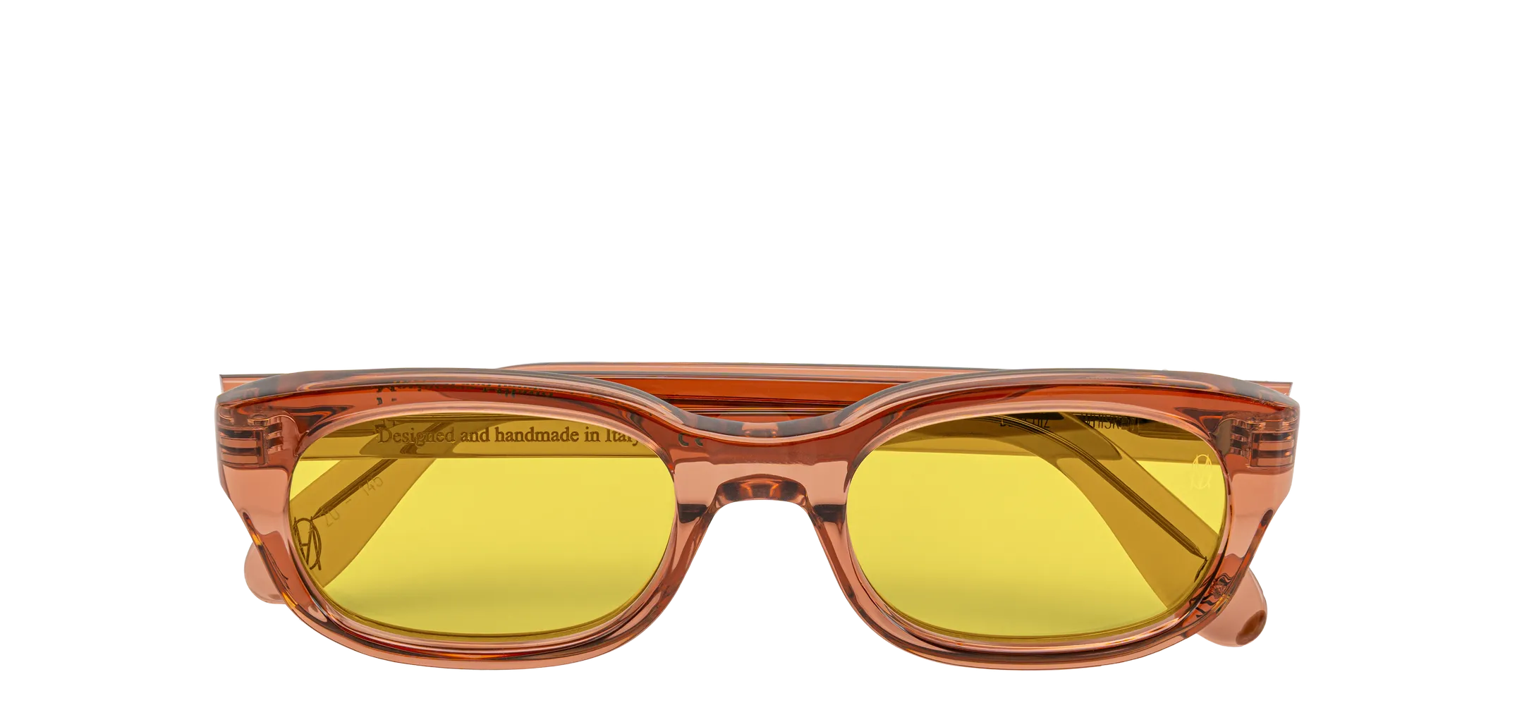 Vista frontale degli occhiali rettangolari modello Berloiz, con montatura marrone e lenti color miele, chiusi