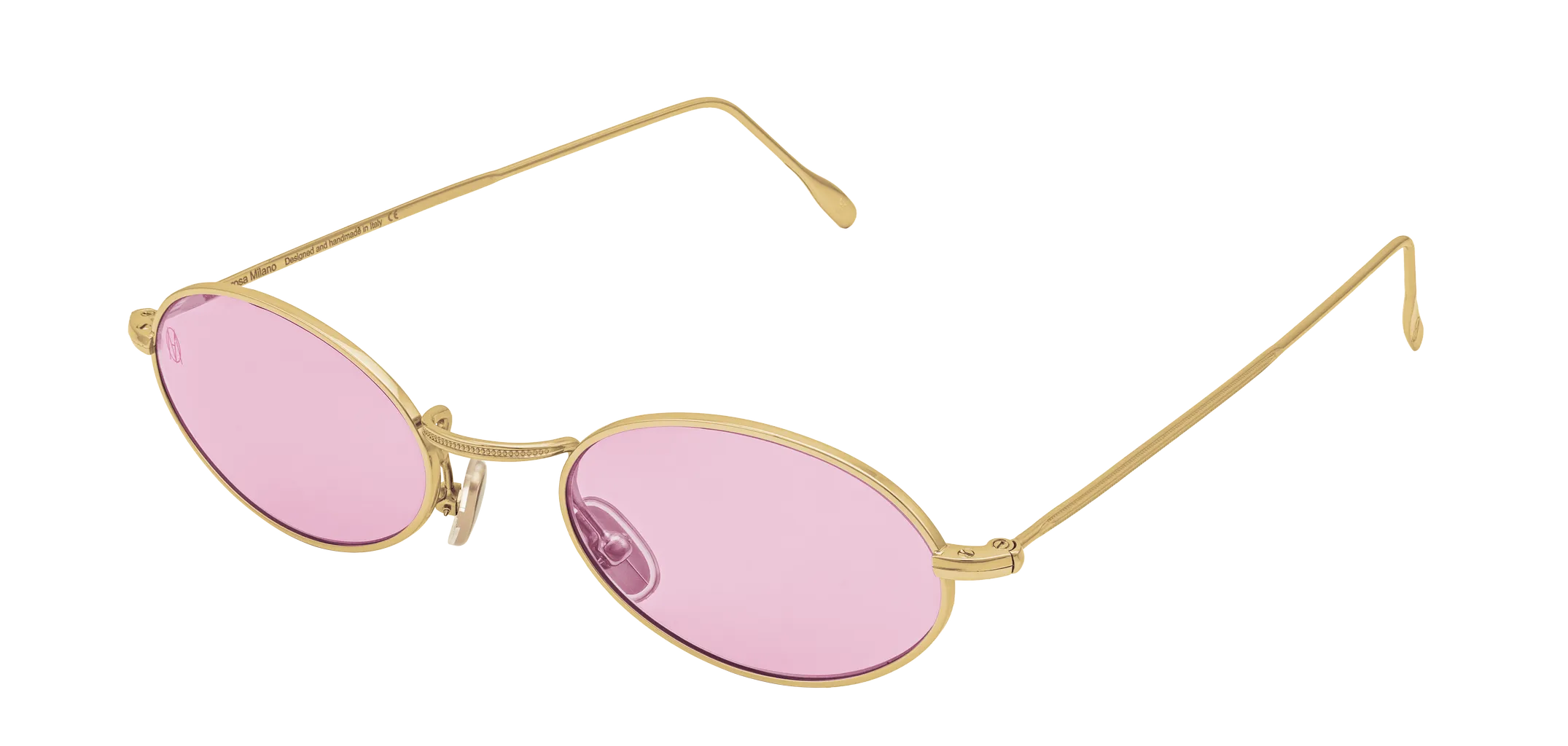 Vista a tre quarti degli occhiali rotondi modello Marie, con montatura oro e lenti color fucsia, aperti