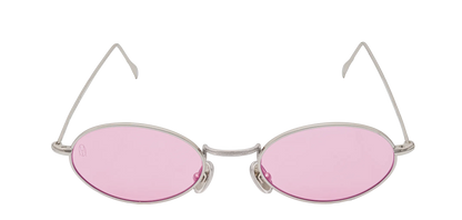 Vista frontale degli occhiali rotondi modello Marie, con montatura argento e lenti color fucsia, aperti
